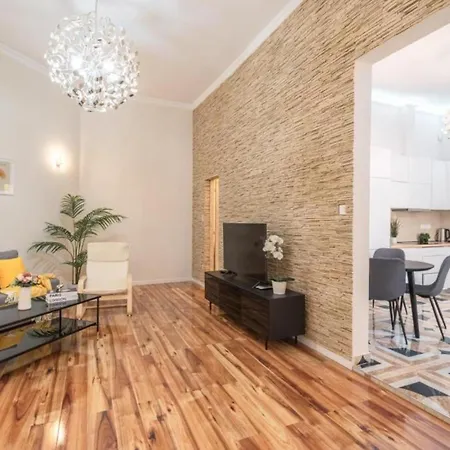 Apartament Charming Suite-2br Luxury Nr Basilica & Opera