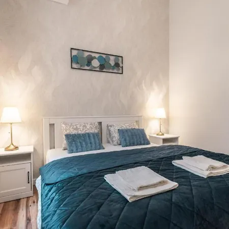 Charming Suite-2br Luxury Nr Basilica & Opera アパート ブダペスト