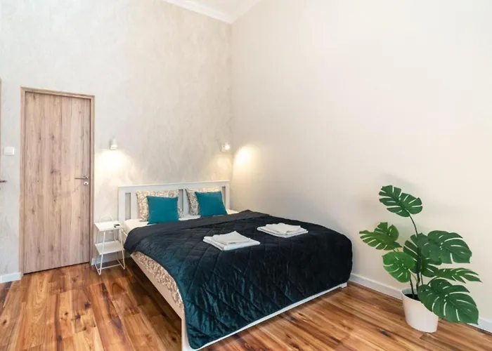 Charming Suite-2br Luxury Nr Basilica & Opera Apartament